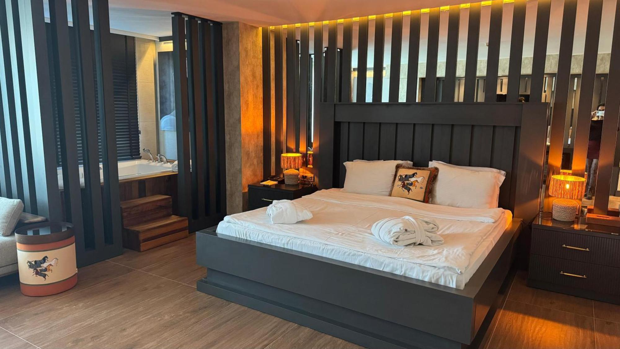 אדאנה Sirin Park Hotel מראה חיצוני תמונה