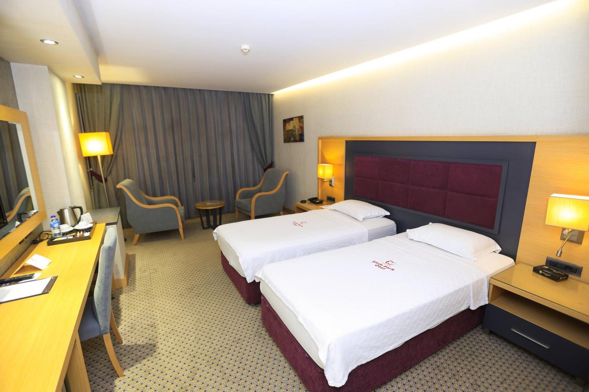 אדאנה Sirin Park Hotel מראה חיצוני תמונה