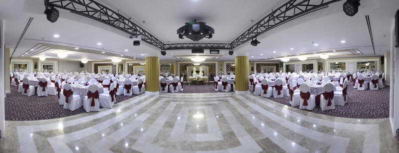 אדאנה Sirin Park Hotel מראה חיצוני תמונה