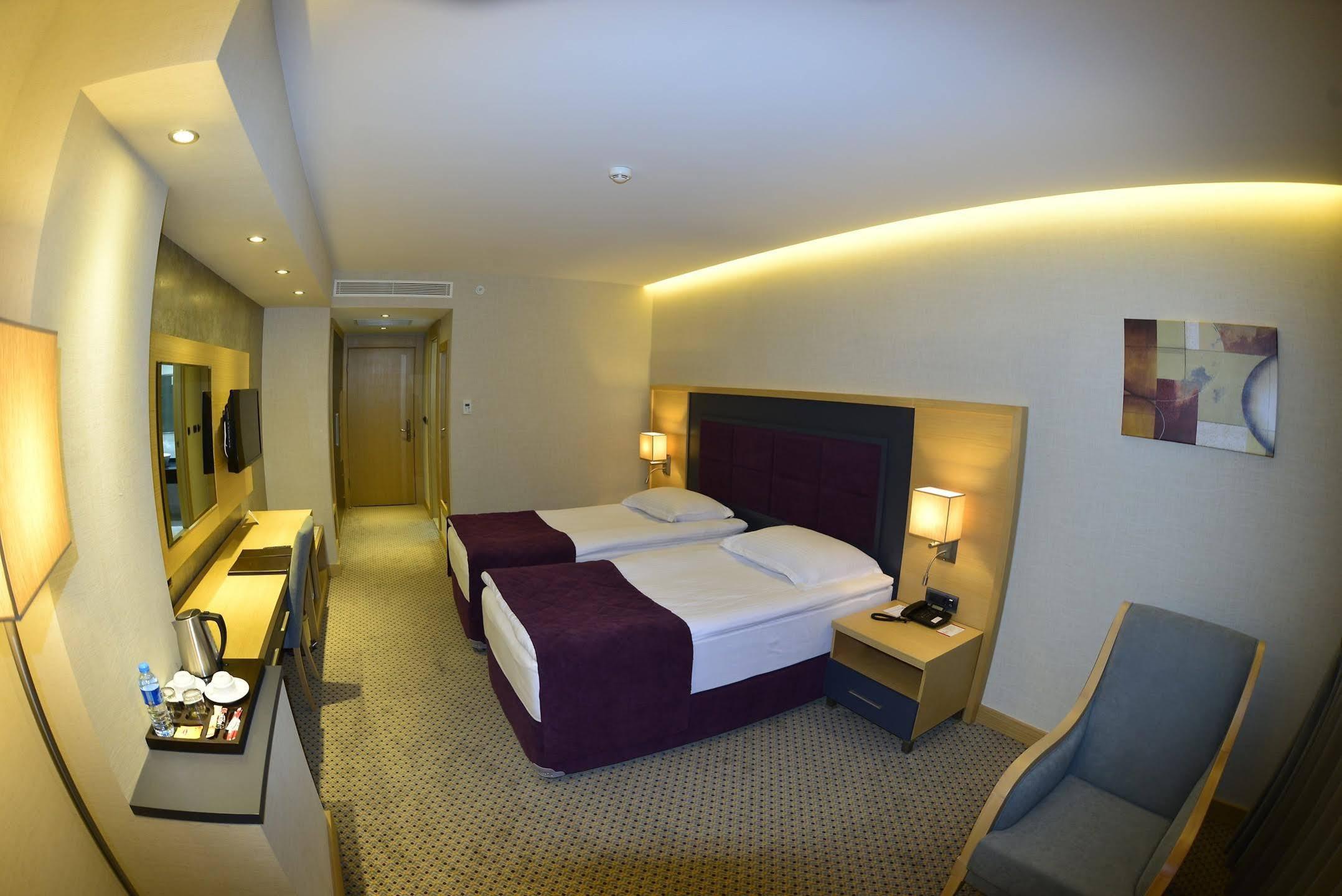 אדאנה Sirin Park Hotel מראה חיצוני תמונה